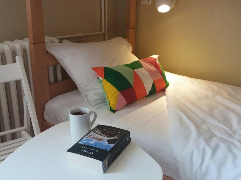 Roommates Hostel 베오그라드 외부 사진