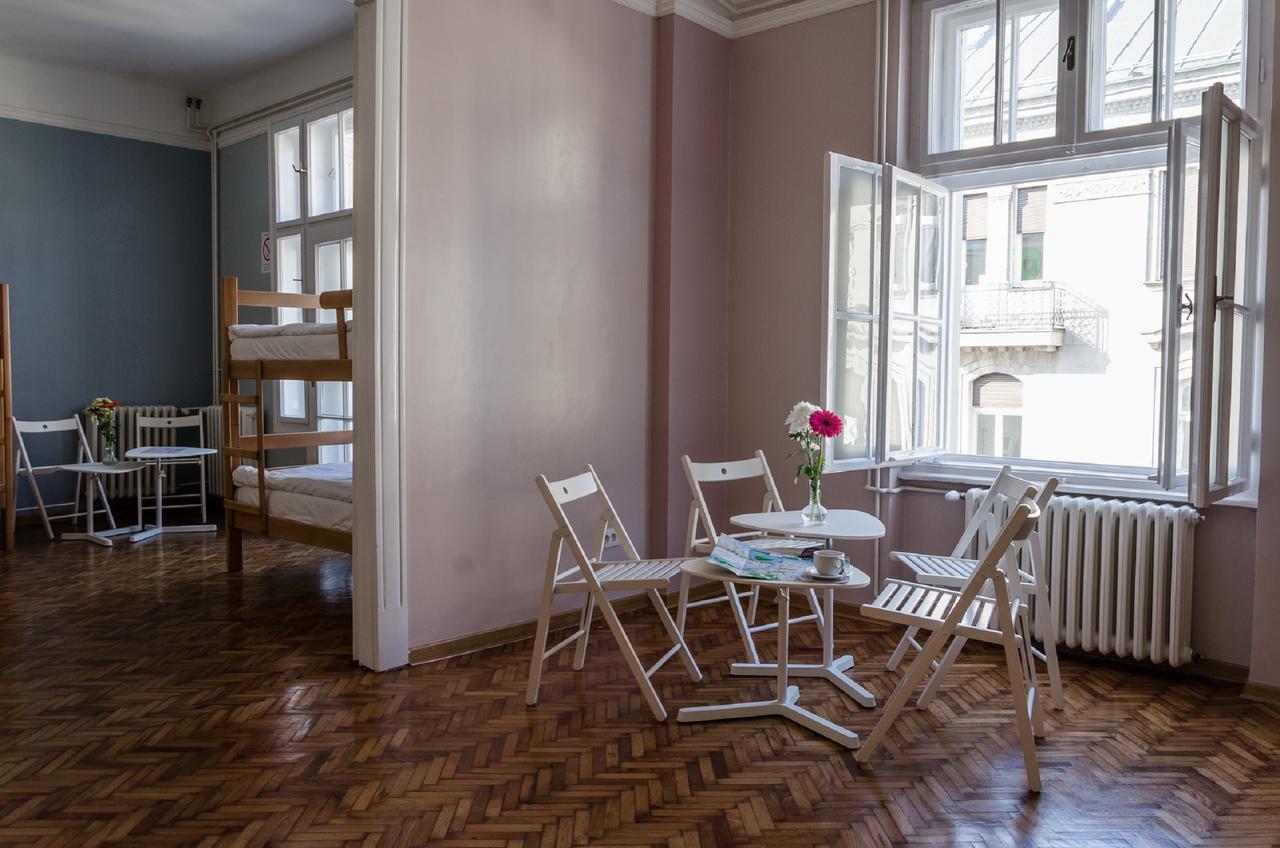 Roommates Hostel 베오그라드 외부 사진