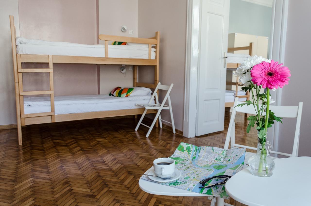Roommates Hostel 베오그라드 외부 사진